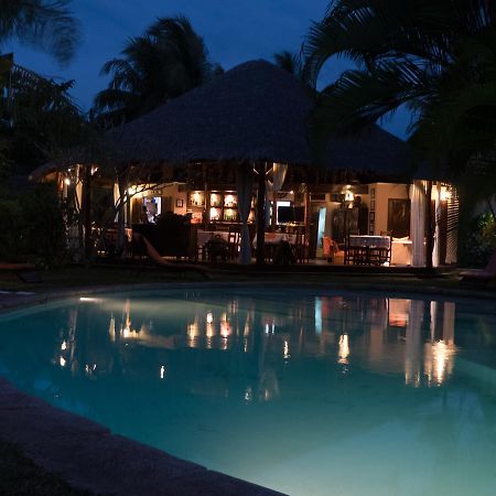 Le Zahir Lodge Ambatoloaka  Exterior photo